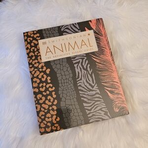 DK Smithsonian Animal The Definitive Visual Guide, Brand New Sealed, with Case